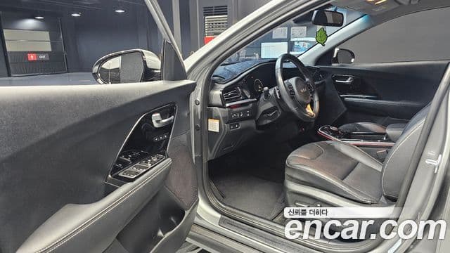 Kia Niro EV Noblesse, 2022 11