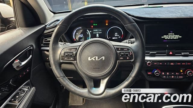 Kia Niro EV Noblesse, 2022 13