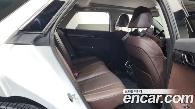 Hyundai Grandeur гибрид (GN7) Exclusive, 2023 12