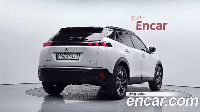 Peugeot 2008 2세대 1.5 BlueHDi GT Line, 2021 2