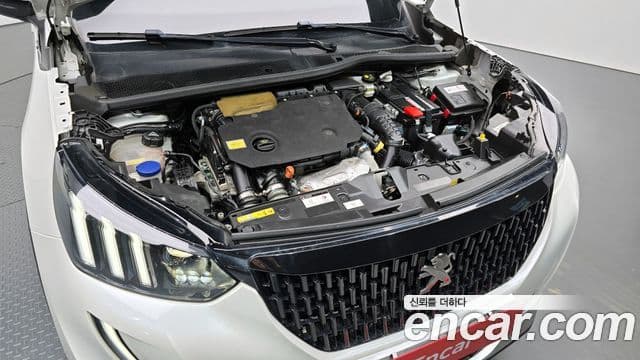 Peugeot 2008 2세대 1.5 BlueHDi GT Line, 2021 6