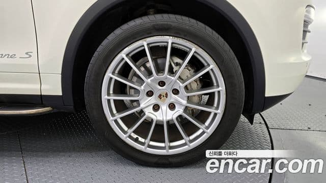 Porsche New Cayenne 958, 2012 все фото