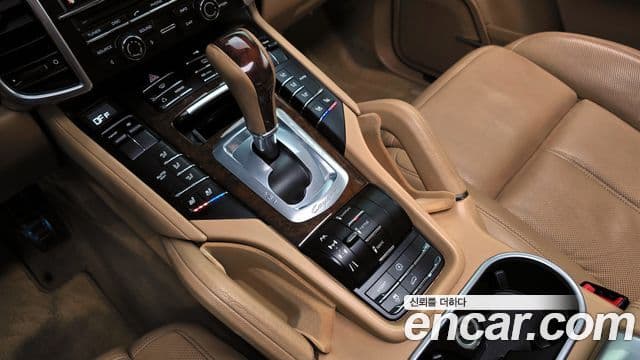 Porsche New Cayenne 958, 2012 9