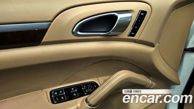 Porsche New Cayenne 958, 2012 18