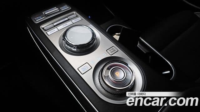 Genesis GV70, 2021 9