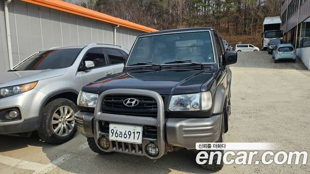 Hyundai 갤로퍼 2 фургон / турбо (Short Body), 2003 3