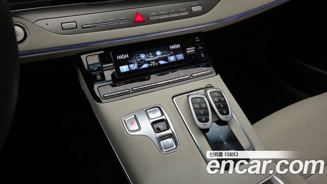 Hyundai The / новый New Grandeur IG Calligraphy, 2023 9