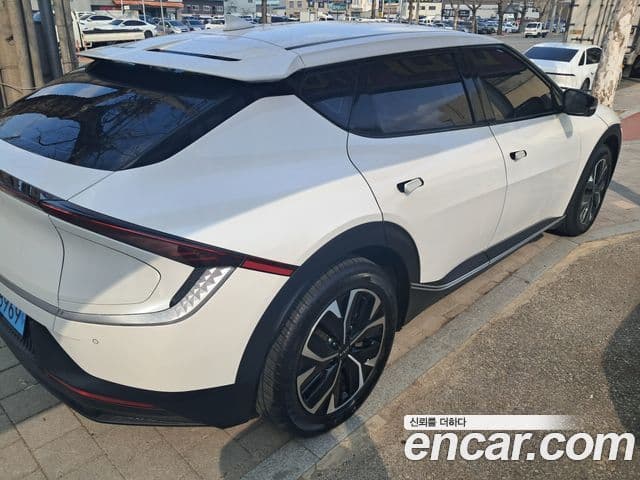 Kia EV6 Air, 2022 3