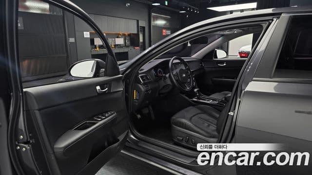 Kia K5 2세대 Prestige, 2016 11