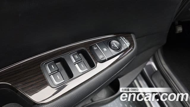 Kia K5 2세대 Prestige, 2016 17