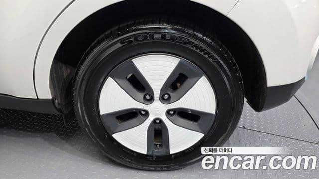 Kia Soul EV, 2018 все фото