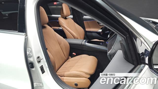 Mercedes-Benz E-класс W214 Avantgarde, 2024 10