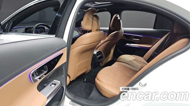 Mercedes-Benz E-класс W214 Avantgarde, 2024 12