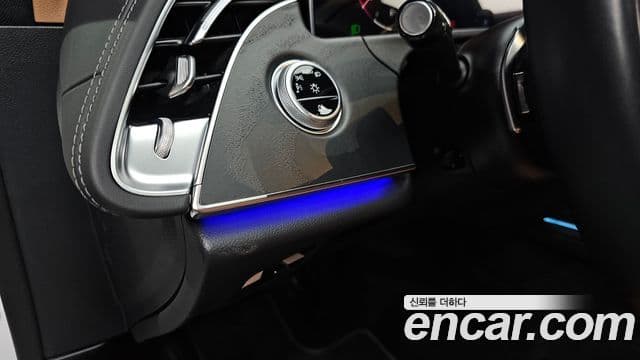 Mercedes-Benz E-класс W214 Avantgarde, 2024 16