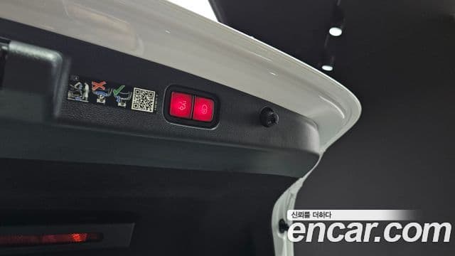 Mercedes-Benz E-класс W214 Avantgarde, 2024 19