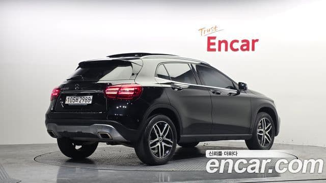 Mercedes-Benz GLA-класс X156 Premium, 2019 2