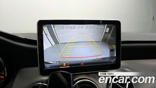 Mercedes-Benz GLA-класс X156 Premium, 2019 14