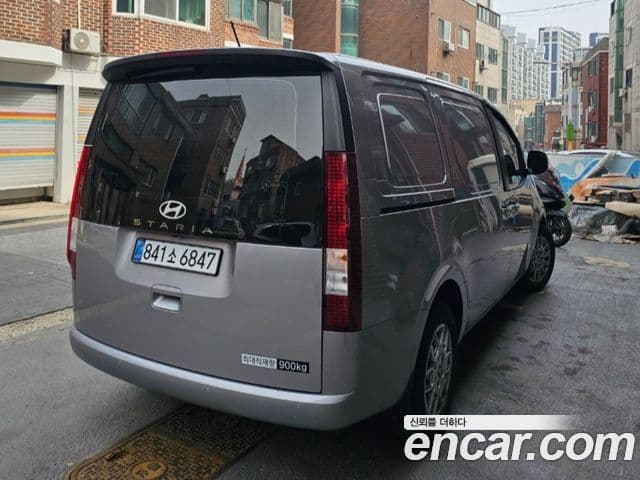 Hyundai Staria Modern, 2025 3