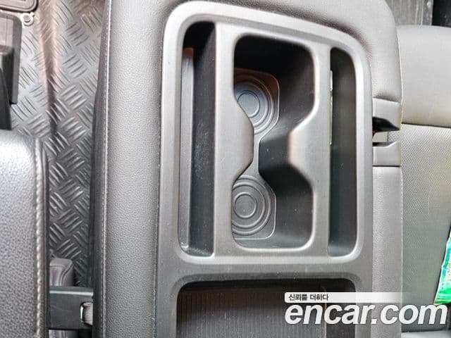 Hyundai Staria Modern, 2025 15