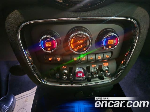 Mini Cooper 클럽맨 2세대, 2023 11