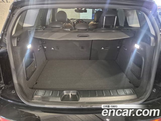 Mini Cooper 클럽맨 2세대, 2023 20