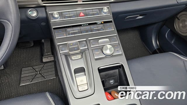 Hyundai NEXO Premium, 2020 9