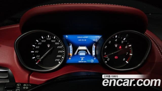 Maserati Levante 3.0 AWD GranLusso, 2019 8