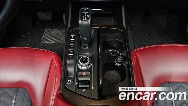 Maserati Levante 3.0 AWD GranLusso, 2019 9