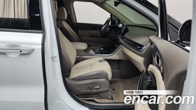 Kia Carnival 4세대 Signature, 2023 11
