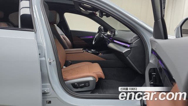 BMW 5시리즈 (G60) 530e xDrive M Sport, 2025 11