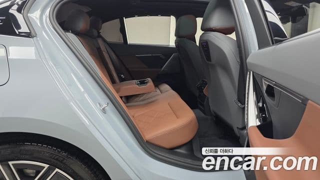 BMW 5시리즈 (G60) 530e xDrive M Sport, 2025 12