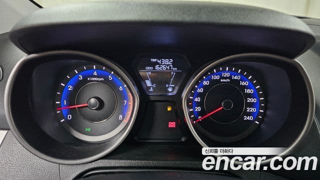 Hyundai Avante MD Luxury, 2012 8