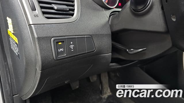 Hyundai Avante MD Luxury, 2012 15