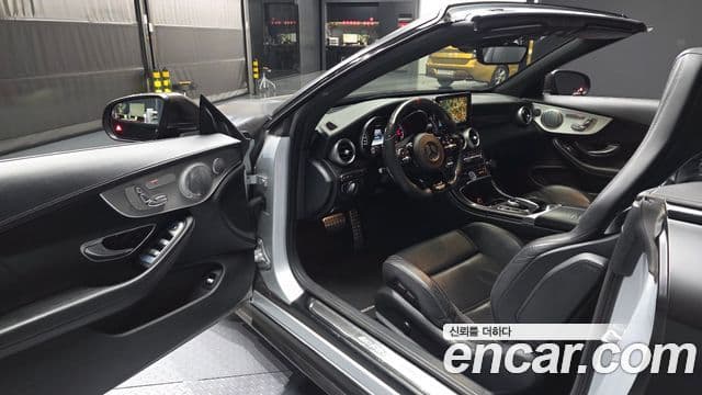 Mercedes-Benz C-класс W205 C63 AMG Cabriolet, 2017 10
