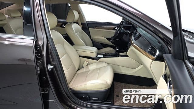 Kia All New K7 Noblesse, 2017 10