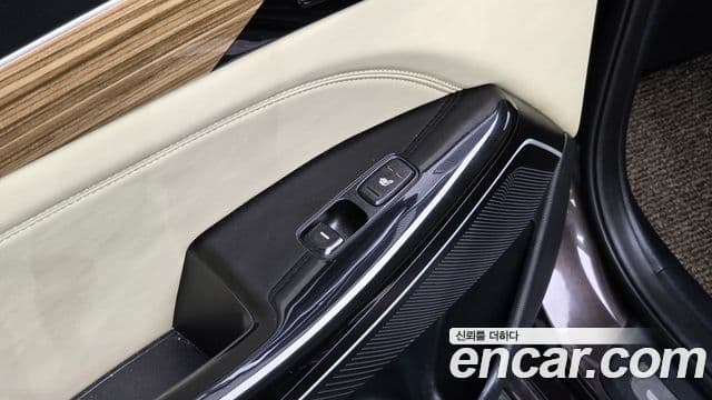 Kia All New K7 Noblesse, 2017 18