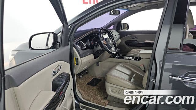 Kia All New Carnival President, 2016 10