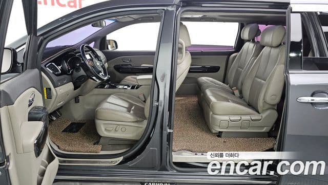 Kia All New Carnival President, 2016 18