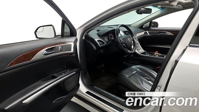 Lincoln New MKZ 2세대, 2015 10