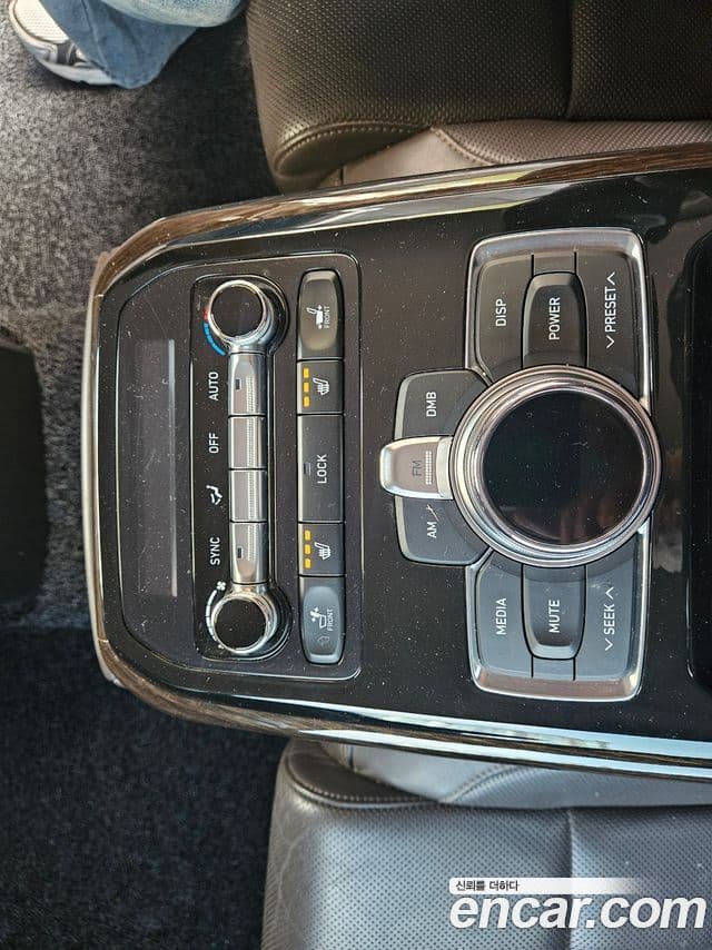 Genesis EQ900 Luxury, 2016 8