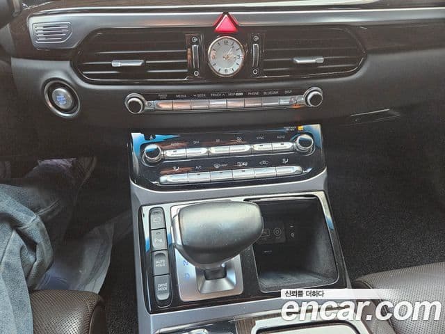 Genesis EQ900 Luxury, 2016 14