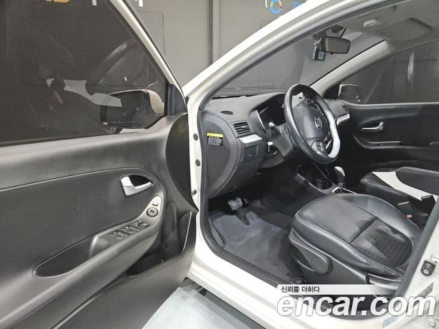 Kia The / новый New Morning Deluxe, 2016 12