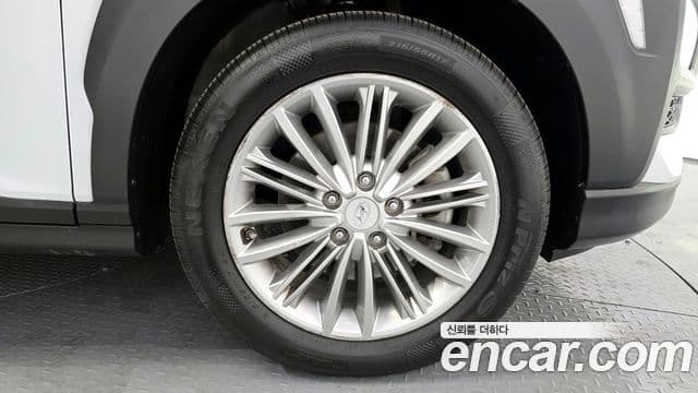 Hyundai Kona Premium, 2020 все фото