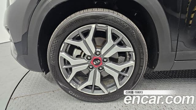 Kia Seltos Signature, 2022 все фото