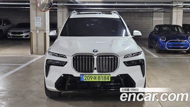 BMW X7 (G07) xDrive 40i M Sport 6인승, 2024 3
