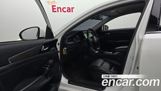 Kia K7 Premier 3.0 LPI Trendy(арендный автомобиль), 2020 10