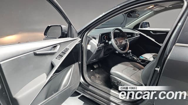 Kia D All New Niro Prestige, 2022 10