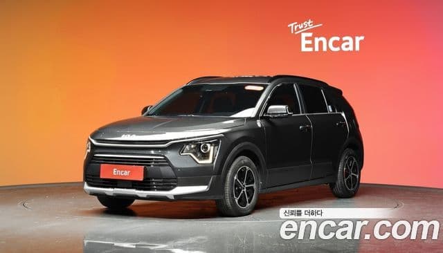 Kia D All New Niro Prestige, 2022 1