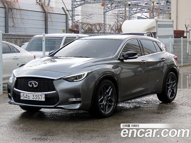 Infiniti Q30 Premium, 2018 2