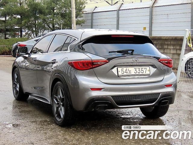Infiniti Q30 Premium, 2018 3